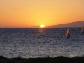 Best Deal and Epic Location 2bd 2BA Ocean View